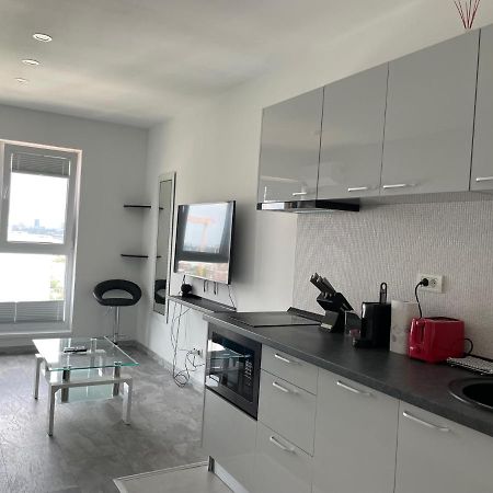 Cozy 2-Room Penthouse Lakeview W14 Bukareszt Zewnętrze zdjęcie