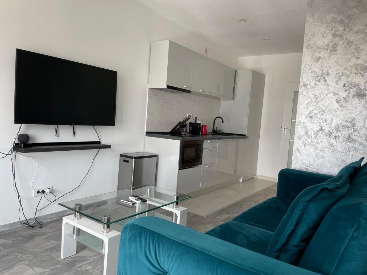 Cozy 2-Room Penthouse Lakeview W14 Bukareszt Zewnętrze zdjęcie