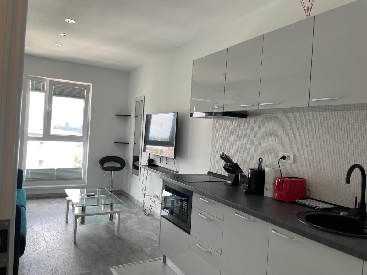 Cozy 2-Room Penthouse Lakeview W14 Bukareszt Zewnętrze zdjęcie